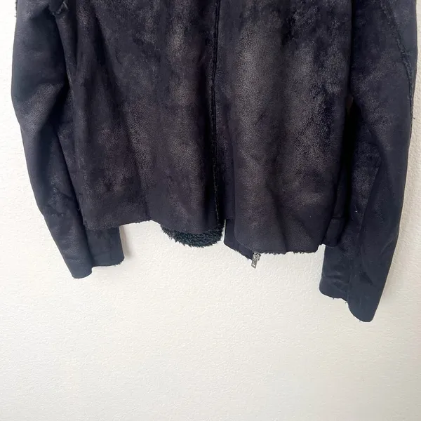 [American Eagle Outfitters] Black Shearling Faux Suede Moto Jacket Size Medium M - Image 4