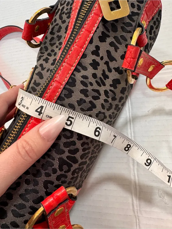 Vintage Guess Y2K Grey Animal Print Red Faux Leather Accent Barrel Shoulder Bag - Image 2