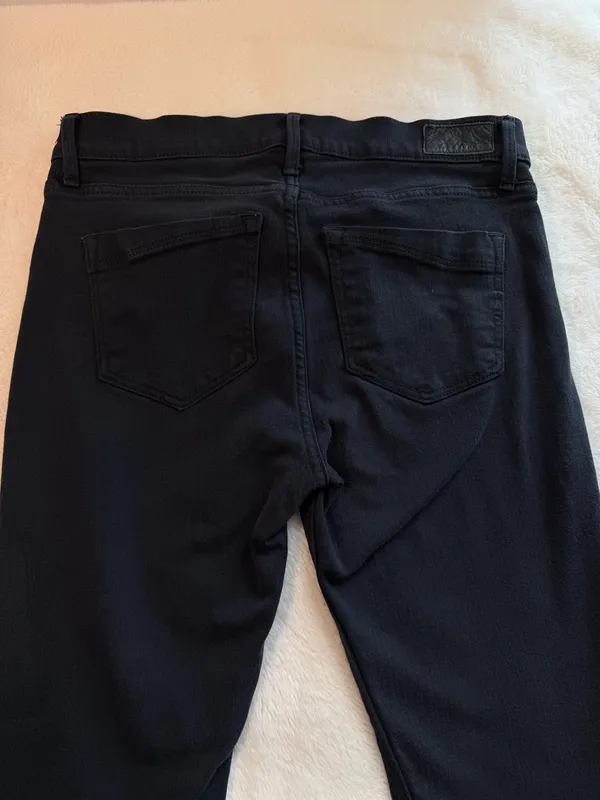 Express Women’s Black Mid Rise Stretch Jegging Jeans 5-Pocket Button Logo - Image 4