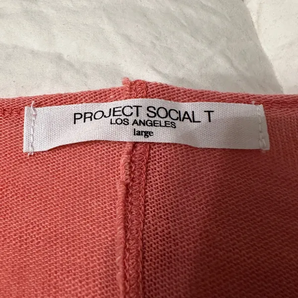 Project Social T Women's V-Neck Wearever Coral Tee - NWOT - Size L - Image 6