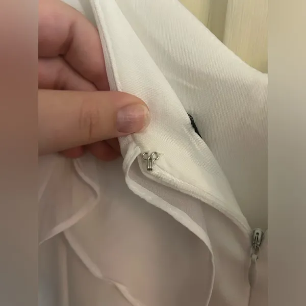 Women’s white dress Size 14 - Image 9