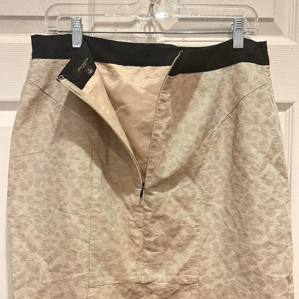 Ann Taylor Women's Muted Animal Print Pencil Skirt Linen Blend Size 12‎ - Image 5