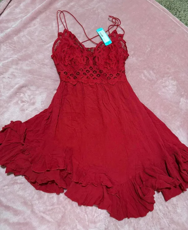 Red Dress - Image 2