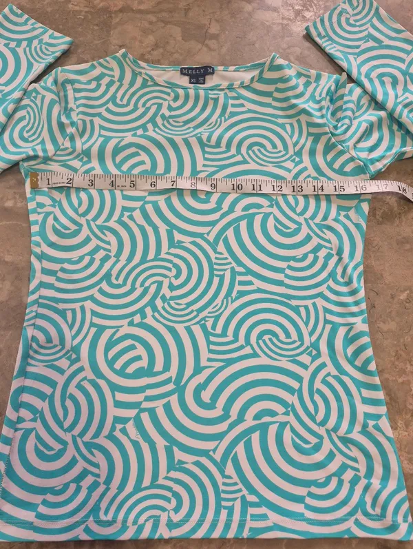 Melly M tennis golf summer long sleeve green Geo Print 3/4 Sleeve Top Xsmall - Image 8