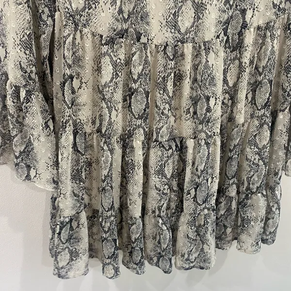 Altar'd State Snakeskin Tiered Mini Dress Bell Sleeve Boho Gypsy Babydoll Sz XS‎ - Image 6
