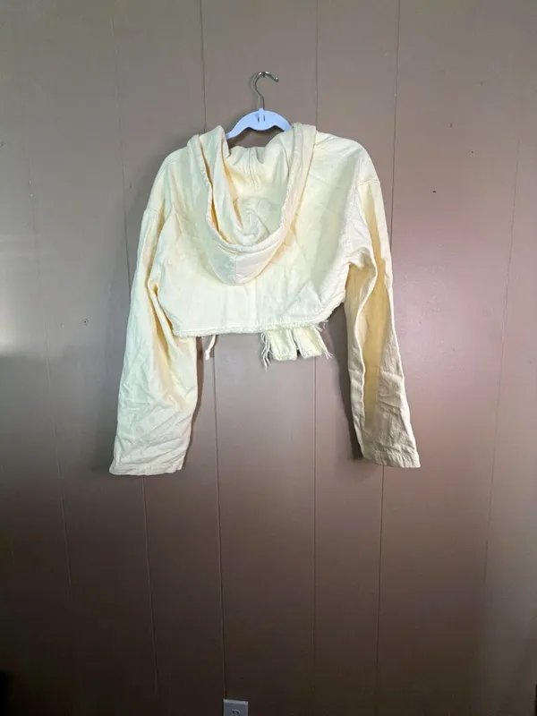Zara Yellow Asymmetric Hem Cropped Hoodie - Image 3