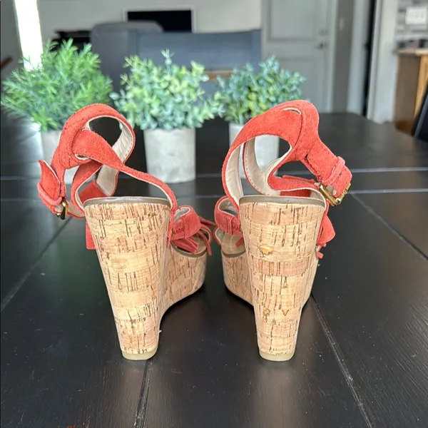 Guess Women's Burnt Red Suede Sandals - Image 3
