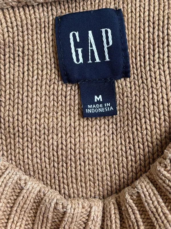 GAP Cable Knit Crewneck Sweater - Image 2