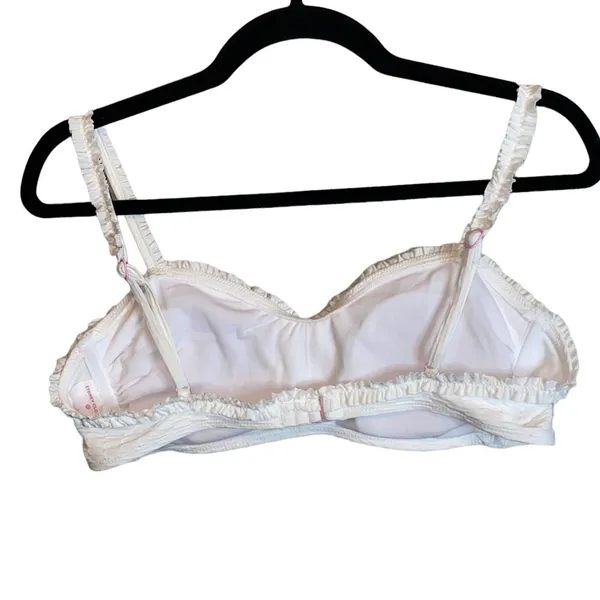 NWOT Stoney Clover‎ Lane x Target White Textured Bikini Top Large Ruffle Strap - Image 2