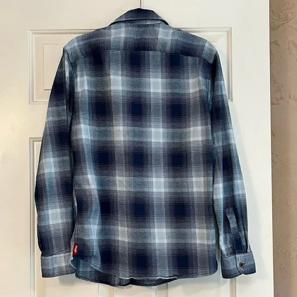 Wrangler Blue Plaid Button Up Long Sleeve Shirt Medium - Image 3