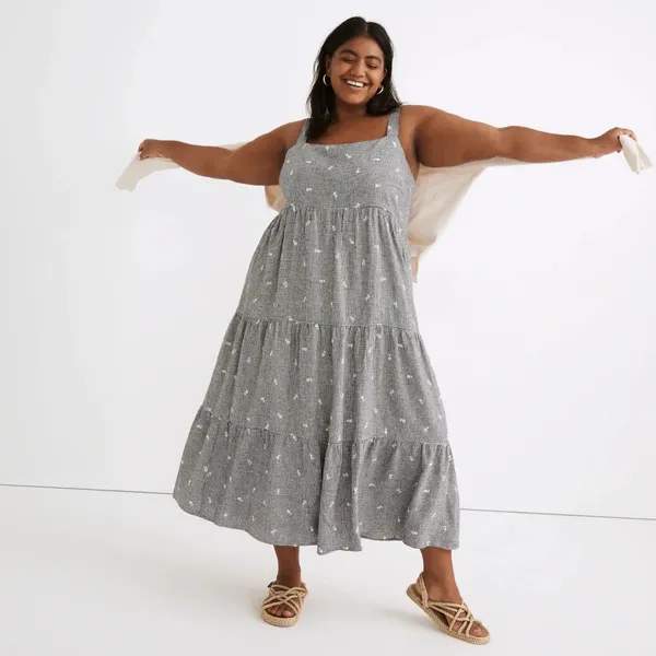 Madewell Embroidered Tiered Midi Plus Dress in Gingham Check Size 1X - Image 11