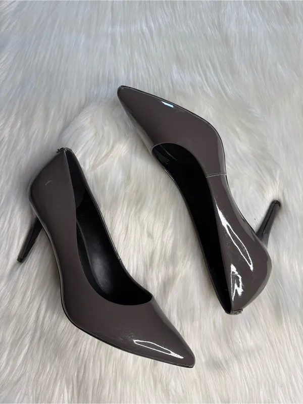 Karl Lagerfeld Paris Royale Patent Leather Anthracite Gray Heels - Image 3