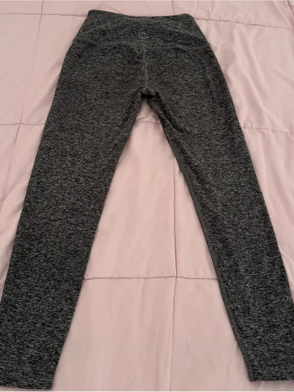 Beyond Yoga Heathered grey space dye leggings, size S Made in USA athletic gym - Image 12