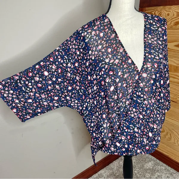 WAYF High Low Floral Faux Wrap Surplice Blouse Top Large 3/4 Sleeve Multicolor - Image 4