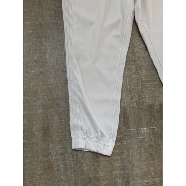 NWT Athleta Farallon Jogger Birch Grey Womens 12P Neutral Active Travel Pants - Image 9