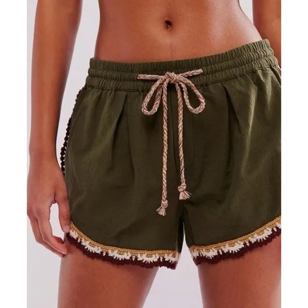 Free People Coastal Cruise Olive Green Crochet Trim Boho Pull On Shorts S/M NWT - Image 4