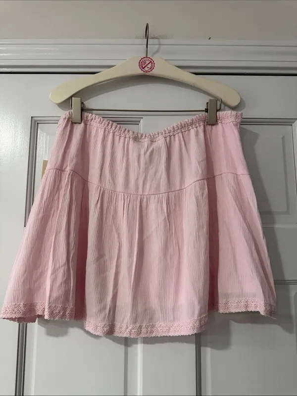 No Boundaries Light Pink Women's Peplum Tiered Mini Skirt Size L - Image 9