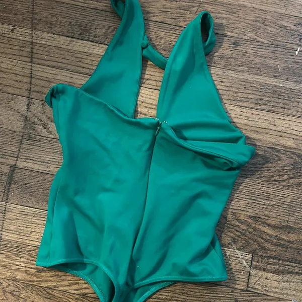 NBD emerald green wrap neck bodysuit - Image 3