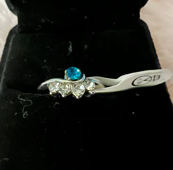 Women’s Gorgeous Silver Plated CZ Rhinestone Ring Size 16/8.5 US - Image 2