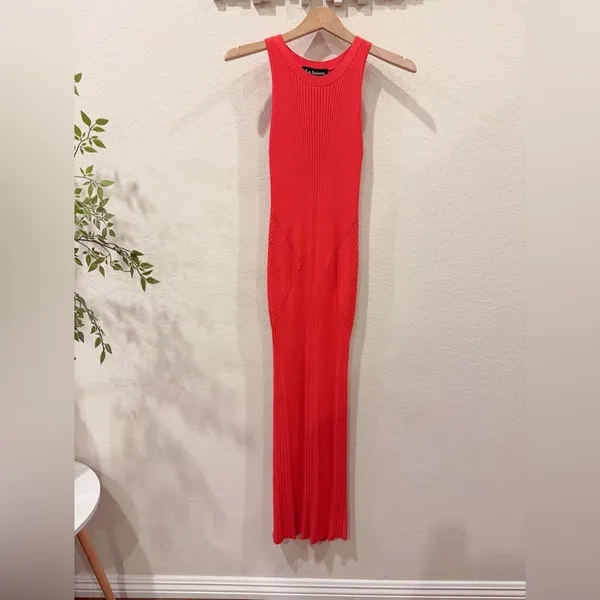 En Saison Tera Ribbed Knit Bodycon Vacation Midi Dress in Tomato Red Size Small - Image 2
