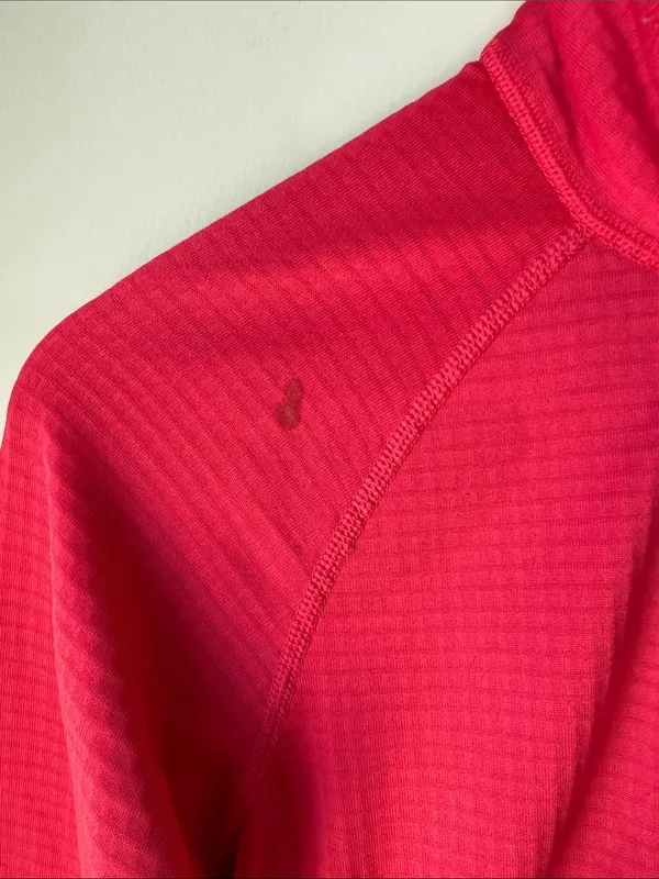 Patagonia R1 Jacket Berry Full Zip Power Grid
Jacket - Image 3