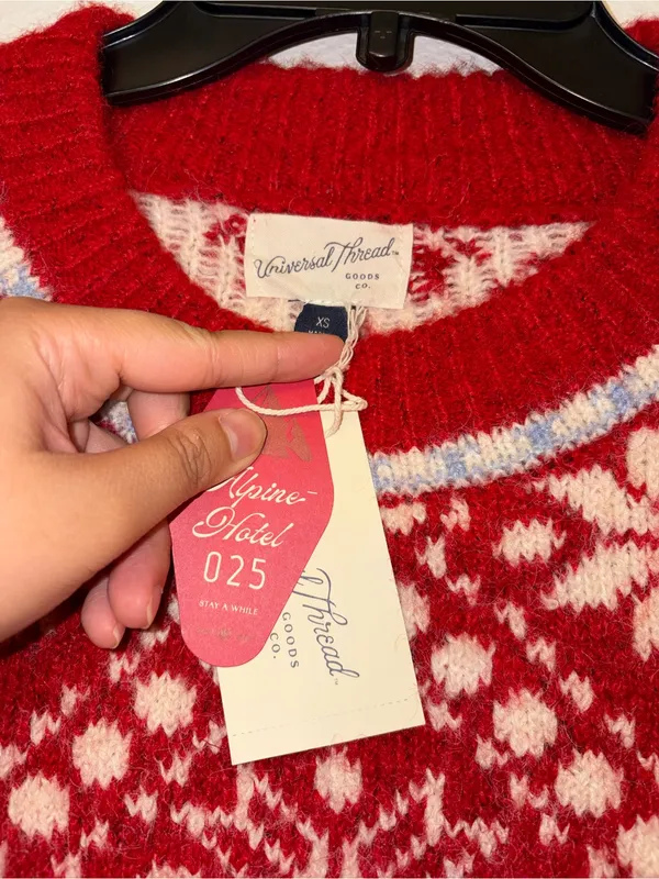 NWT Universal Thread Fair Isle Sweater XS Red White Snowflake Holiday Knit - Image 5