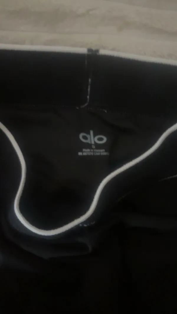 Alo Leggings Yoga - Image 2