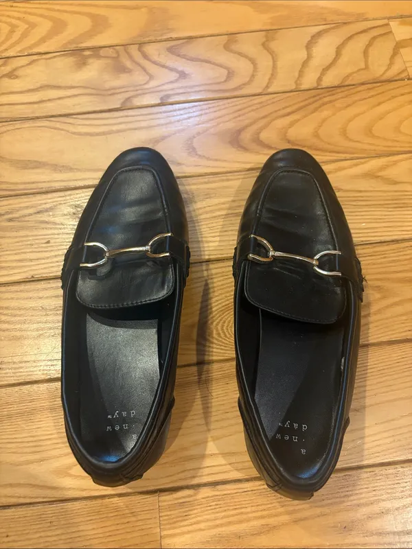 A New Day Black Square-Toe Loafer Flats with Horsebit Detail Size 6.5 - Image 3