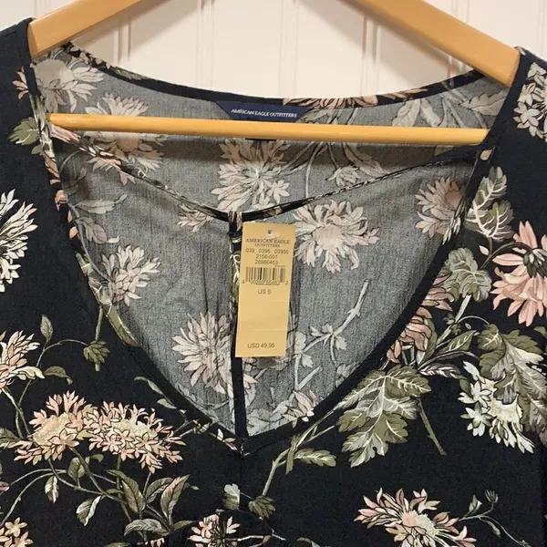 American Eagle NWT floral dress - Image 2