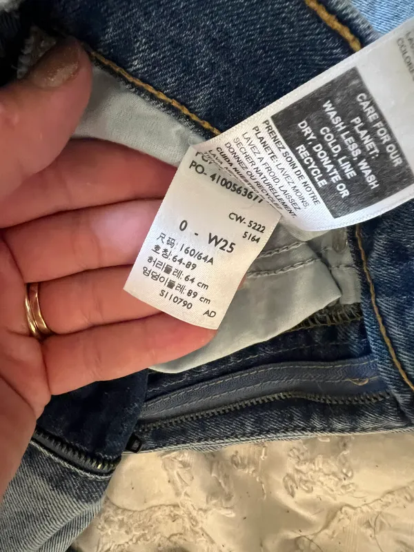 Signature Straight-Leg Jeans - Image 4