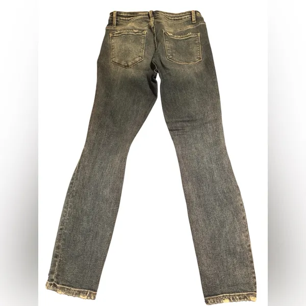 Judy Blue Women’s Distressed Skinny Jeans Raw Hem Stretch Denim Size 29 - Image 3