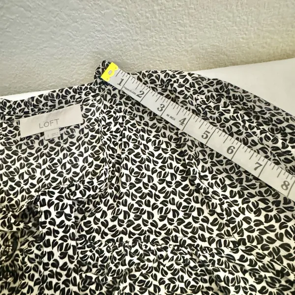 Loft Womens Blouse Sz Small Button Tied Front Pleated Boho Neutral Bohemian - Image 10