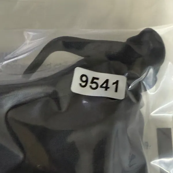 Quince Women Black Nylon Spandex Stretch Scoop Neck Bralette Medium NWOT - Image 4