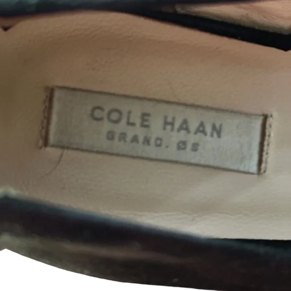 Cole Haan Suede Black Heels Sz 8 B - Image 9