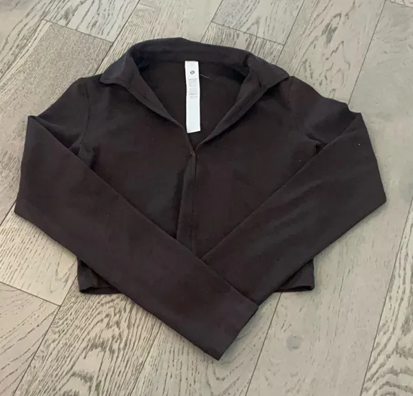 Lululemon shirt - Image 2