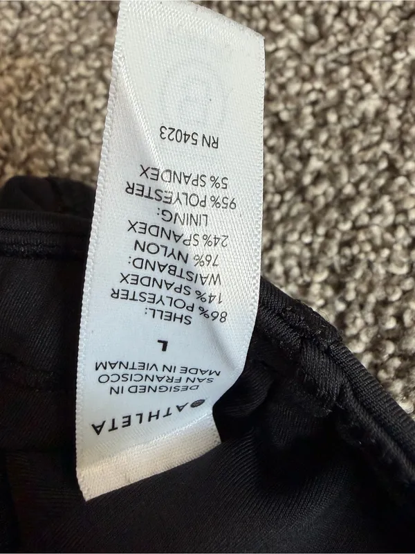 Athleta Run With It 3.5” Shorts Women’s L Black Lined Running Athletic - Image 5