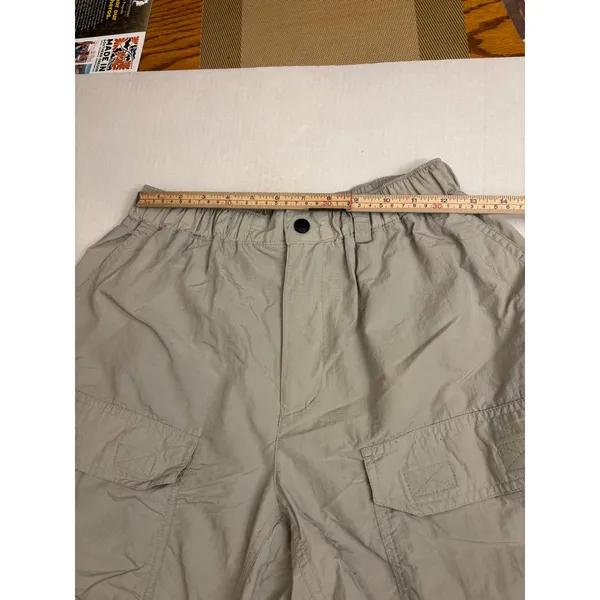 REI Womens activewear sports shorts sz Medium - Image 3