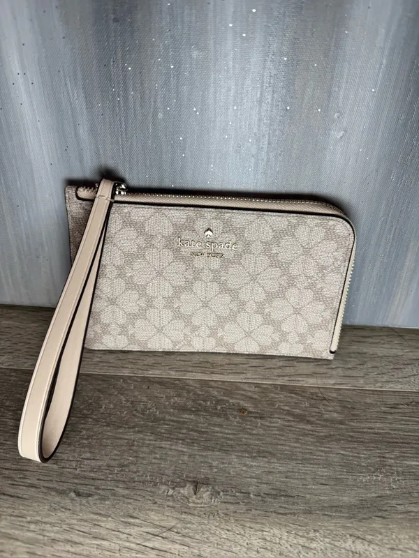 Kate Spade Flower Wrislet - Image 2
