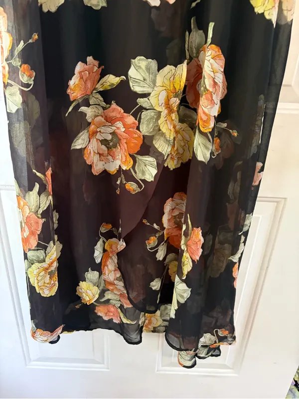 Luxology Floral Black flowy Maxi dress 10 Travel fall Wedding - Image 6