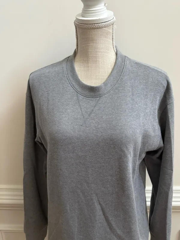 Time and Tru Sweatshirt - Image 3