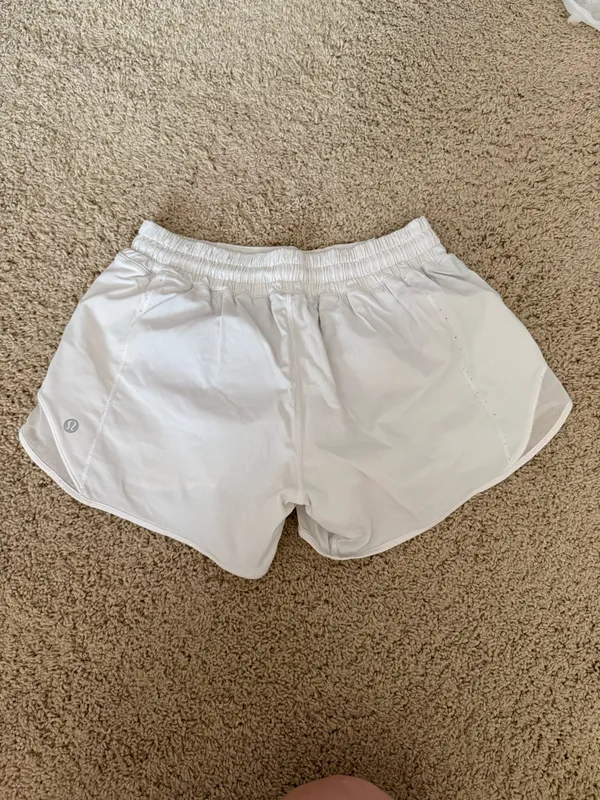Lululemon Hotty Hot Shorts 4" - Image 2