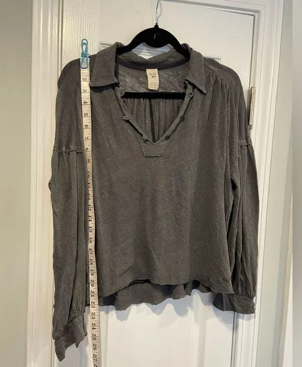 We The Free Free People Size M Gray Rush Hour Peasant Blouse Raw Hem Linen Long Sleeve - Image 8