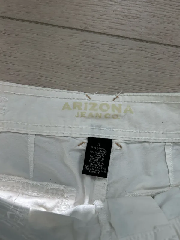 Arizona Jean Company Y2K capri pants - Image 3