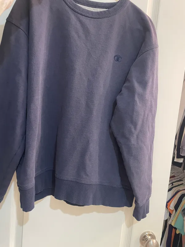 Champion Crewneck - Image 2