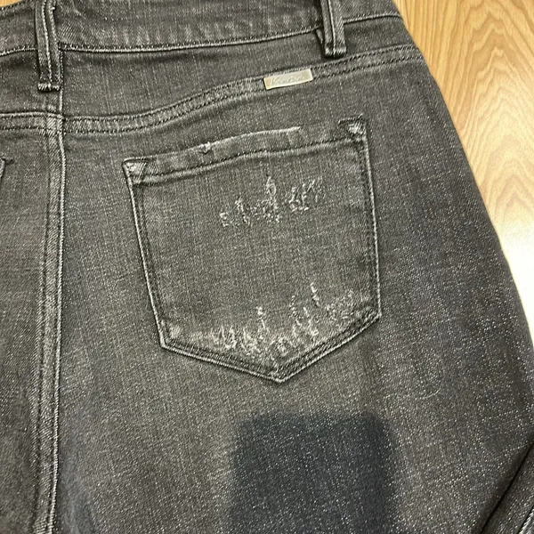 KanCan USA Milana Highrise mom jeans size 11/29. NWOT - Image 4