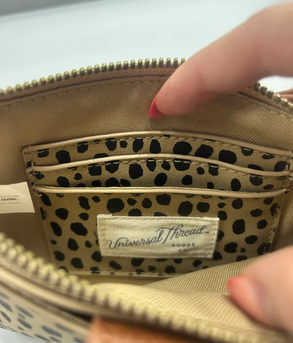 Universal Threads Wristlet Wallet - Image 6