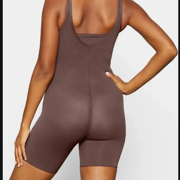 SKIMS Sheer sculpt open bust bodysuit SZ XL - Image 3