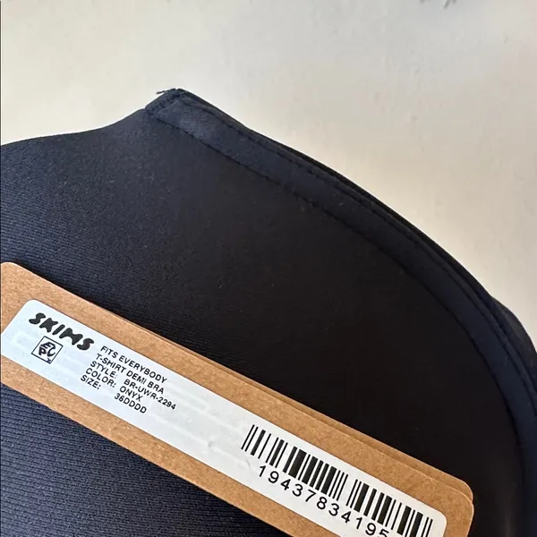 NWT SKIMS Fits Everybody Demi T-Shirt Bra BR-UWR-‎ 2294 ONYX size 36DDDD - Image 7