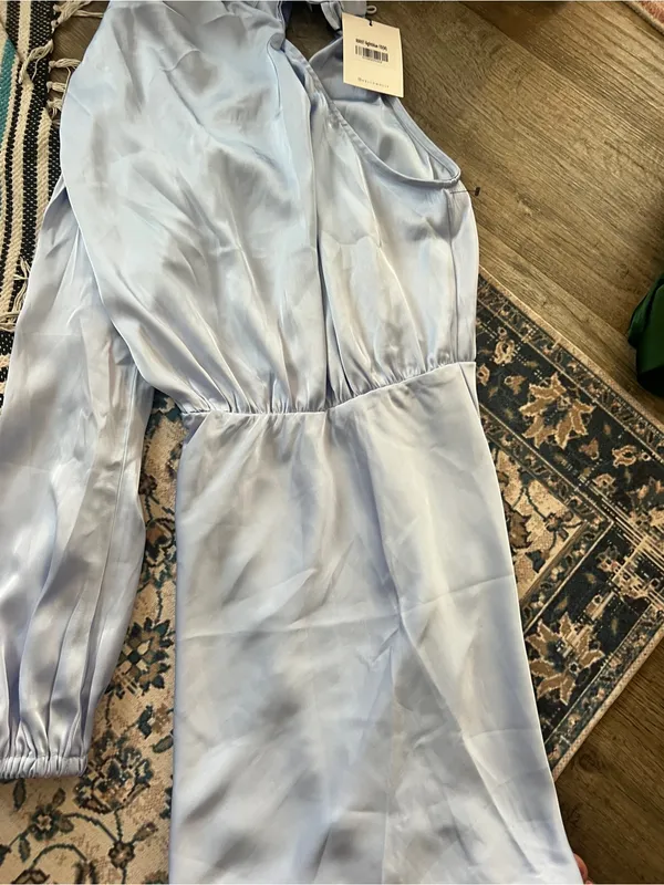 NWT hello molly meet tonight Light Blue Satin One-Shoulder Dress - Image 3