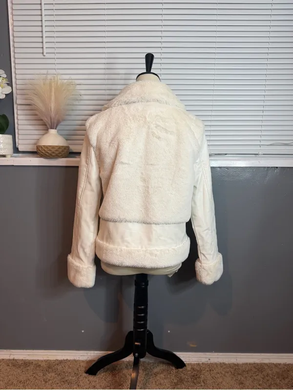 Nine West Cream Faux Fur Moto Jacket Size Small - Image 8